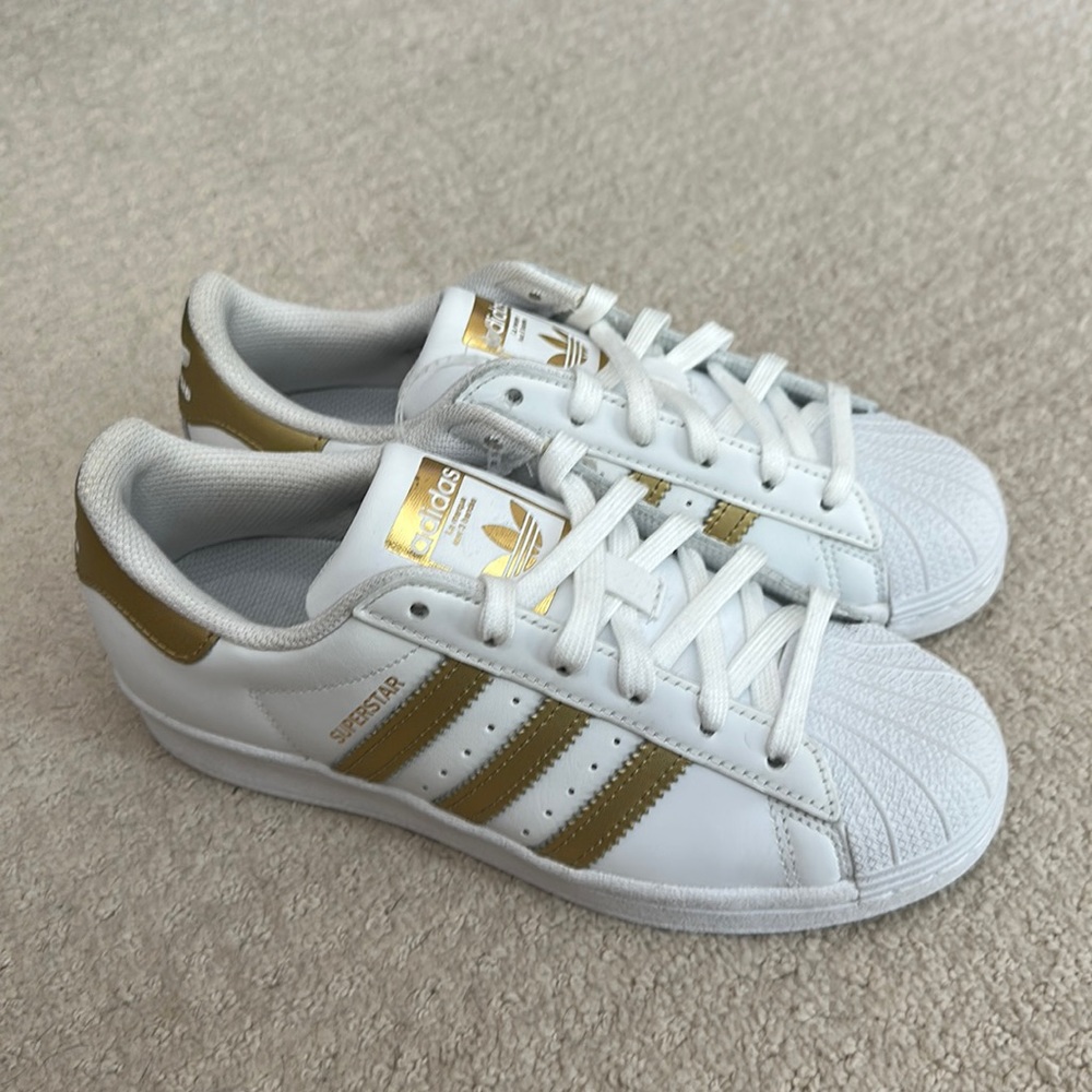 Adidas Superstar - Picture 2 of 6